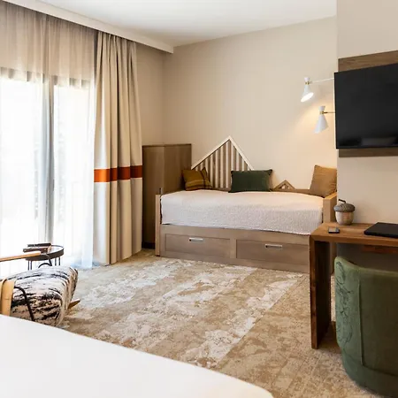 Hotel Mercure Ax Les Thermes 4*