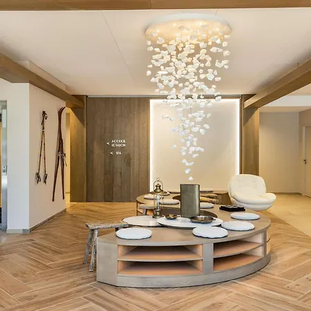 Hotel Mercure Ax Les Thermes 4*