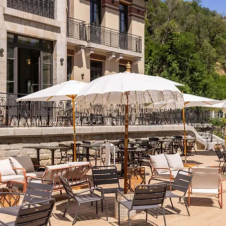 Hotel Mercure Ax Les Thermes 4*