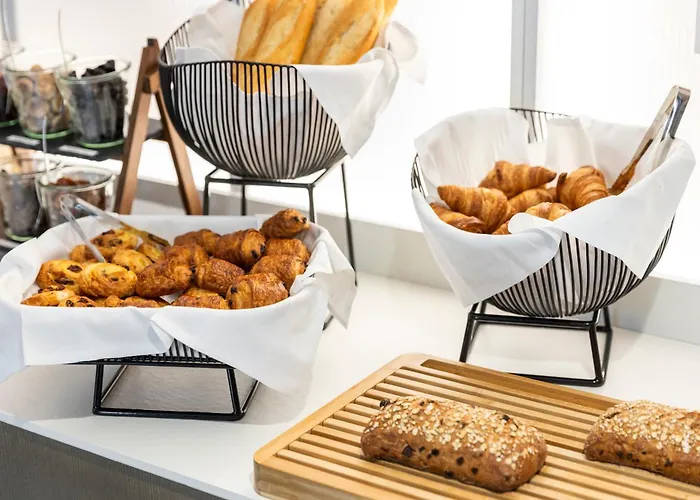 Mercure Ax Les Thermes 4* אקס-לה-טרמה