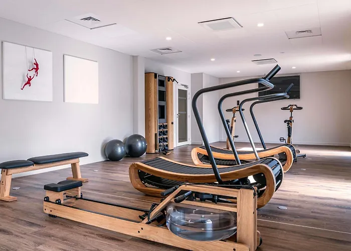 מלון Mercure Ax Les Thermes אקס-לה-טרמה