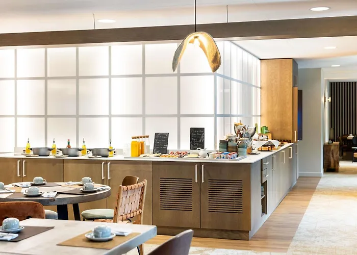 מלון Mercure Ax Les Thermes