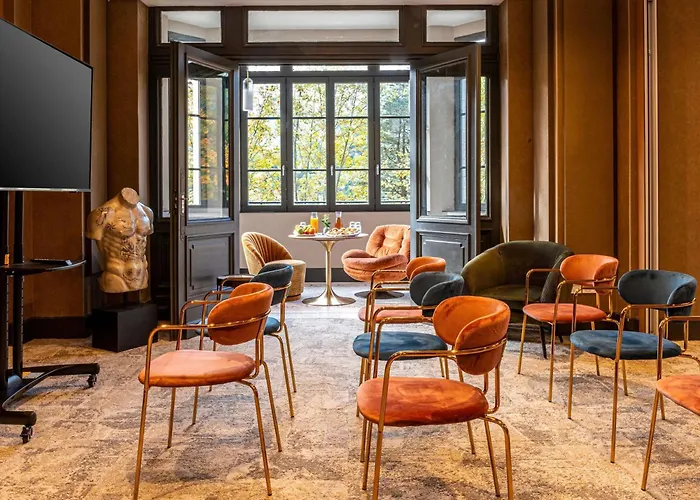 Mercure Ax Les Thermes מלון