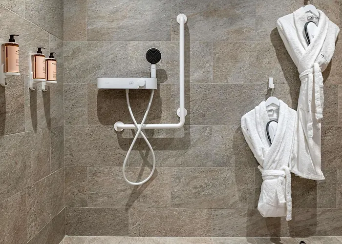 Mercure Ax Les Thermes מלון 4*