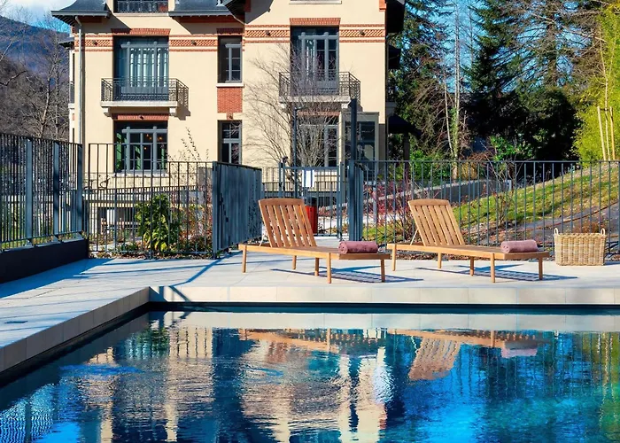 Mercure Ax Les Thermes מלון