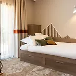 Hotel Mercure Ax Les Thermes 4*