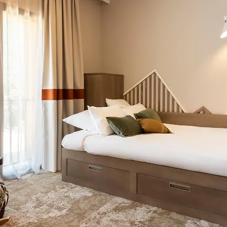 Mercure Ax Les Thermes Otel 4*